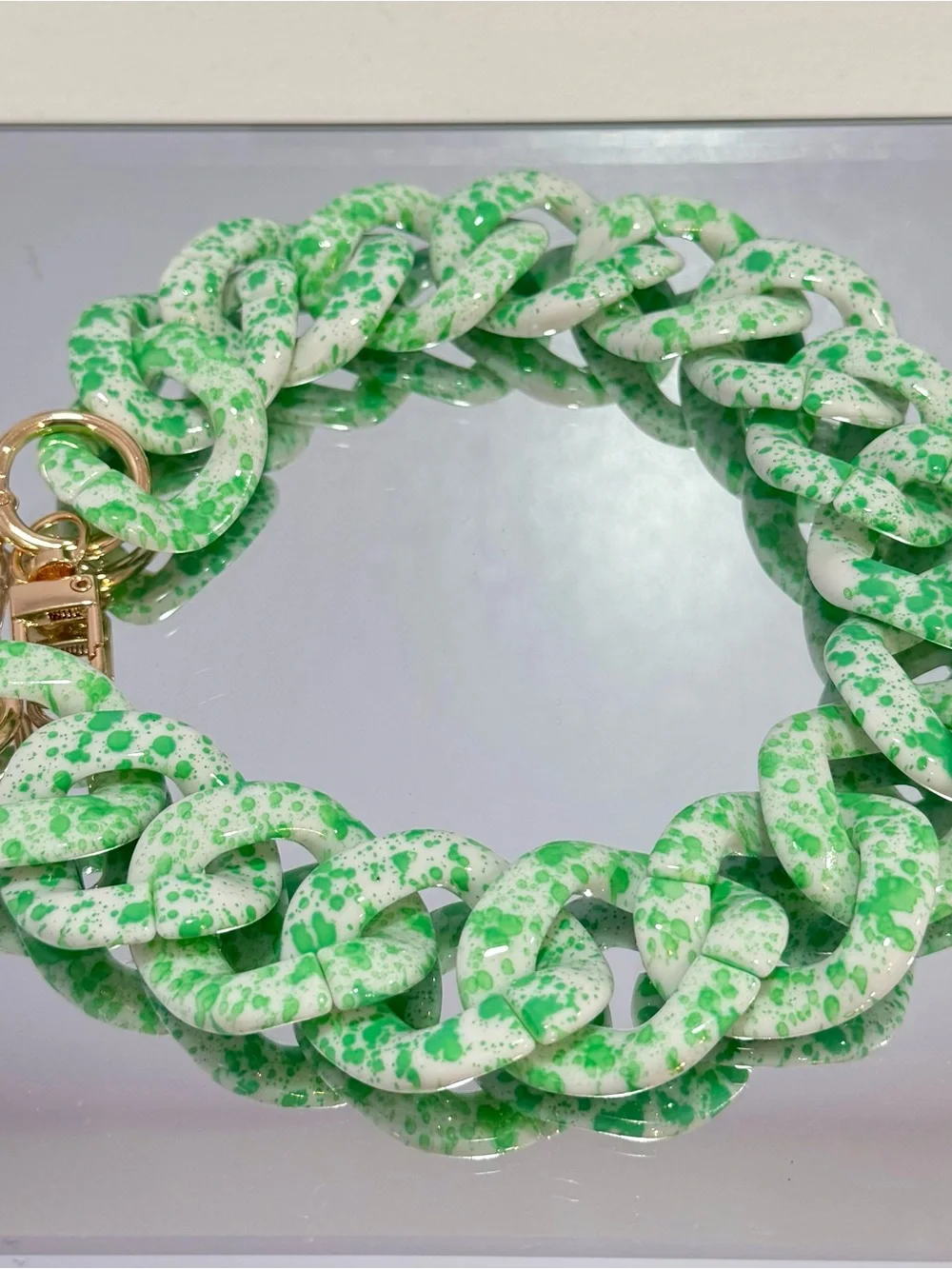 New Acrylic Green Speckled Bag Chain 18 inches
